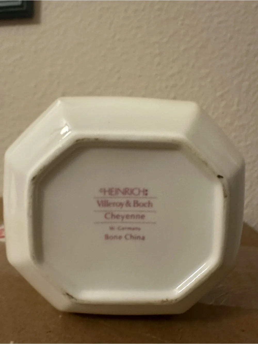 Heinrich Villeroy & Boch Cheyenne Covered Sugar Bowl Bone China Germany